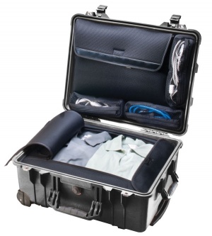 Peli 1560LOC Case